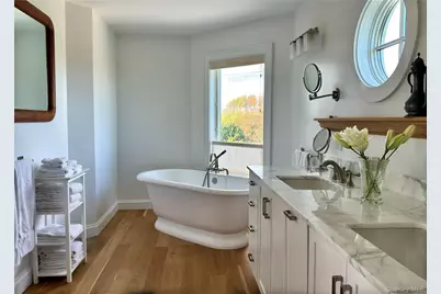 162 Dune Road, Quogue, NY 11959 - Photo 18