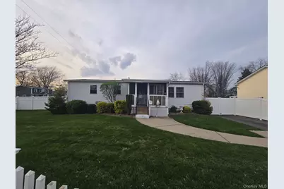 2 Ritter Avenue, Amityville, NY 11701 - Photo 2