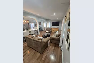 2 Ritter Avenue, Amityville, NY 11701 - Photo 12