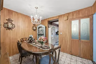 61-72 70th St, Middle Village, NY 11379 - Photo 18