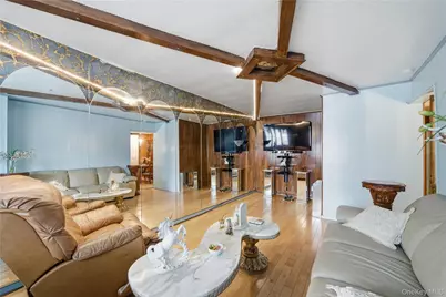 6172 70th Street, Middle Village, NY 11379 - Photo 16
