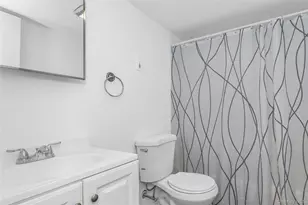 60 E Carmans Rd, Farmingdale, NY 11735 - Photo 20