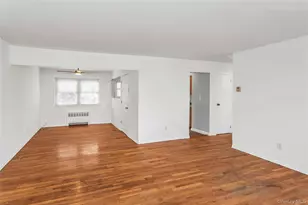 60 E Carmans Rd, Farmingdale, NY 11735 - Photo 2