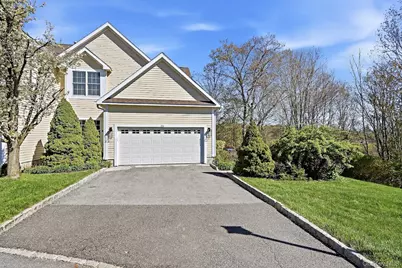 25 Hopkins Lane, Armonk, NY 10504 - Photo 2