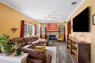 3 Shang Lee Dr, Manorville, NY 11949 - Photo 4