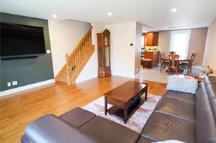 63-72 76th St, Middle Village, NY 11379 - Photo 4