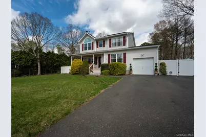 49 S Cozine Road, Center Moriches, NY 11934 - Photo 2