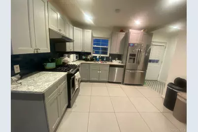 40 S 16th Street, New Hyde Park, NY 11040 - Photo 8