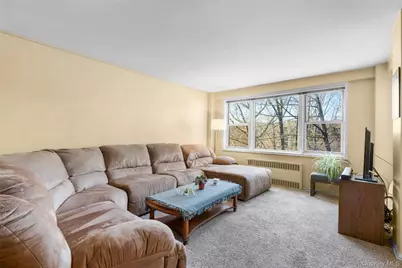 1 Washington Square #2H, Larchmont, NY 10538 - Photo 6