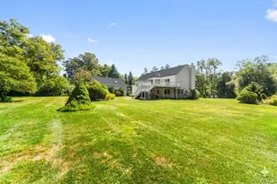 70 Oak Pond Ln, Mahopac, NY 10541 - Photo 26