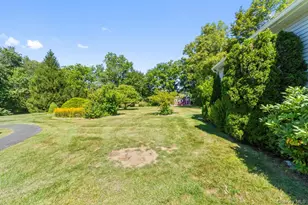 70 Oak Pond Ln, Mahopac, NY 10541 - Photo 22