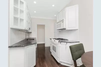 1440 Midland Avenue #5C, Bronxville, NY 10708 - Photo 4