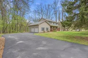 11 Peacock Cir, Washingtonville, NY 10992 - Photo 6