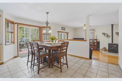 11 Peacock Circle, Washingtonville, NY 10992 - Photo 14
