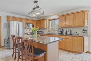 11 Peacock Cir, Washingtonville, NY 10992 - Photo 16