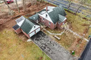 25 Revilo Ave, Shirley, NY 11967 - Photo 14