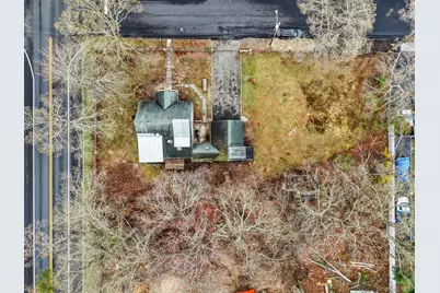25 Revilo Avenue, Shirley, NY 11967 - Photo 10