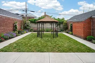 187-23 Brinkerhoff Ave, Jamaica, NY 11412 - Photo 4