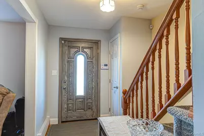 89 Cheltenham Road, West Babylon, NY 11704 - Photo 4