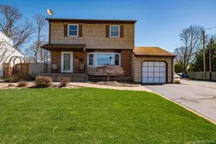 89 Cheltenham Rd, West Babylon, NY 11704 - Photo 2