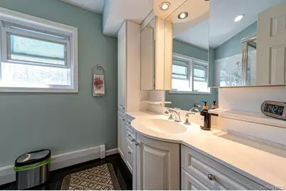 89 Cheltenham Road, West Babylon, NY 11704 - Photo 16