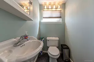 89 Cheltenham Rd, West Babylon, NY 11704 - Photo 12