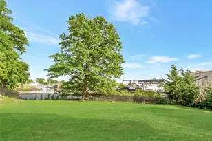 504 Pelham Rd, New Rochelle, NY 10805 - Photo 32