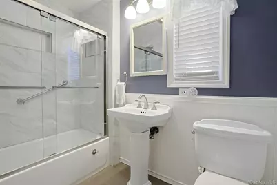 60 Westwood Avenue, New Rochelle, NY 10801 - Photo 14