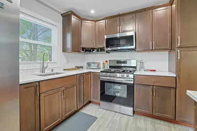 40 Sherwood Drive, Nanuet, NY 10954 - Photo 4