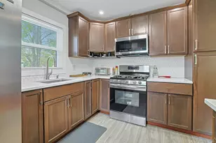 40 Sherwood Dr, Nanuet, NY 10954 - Photo 4