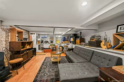 365 Old Mamaroneck Road, White Plains, NY 10605 - Photo 26