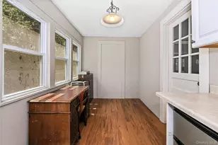 365 Old Mamaroneck Rd, White Plains, NY 10605 - Photo 16