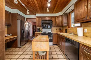 157 Windsor Ave, Rockville Centre, NY 11570 - Photo 10