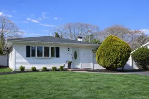 67 Westminster Dr, Shirley, NY 11967 - Photo 2