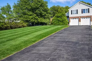 35 Depalma Dr, Highland Mills, NY 10930 - Photo 4