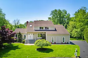 9 Briga Ln, White Plains, NY 10605 - Photo 2
