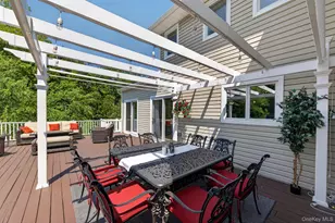 9 Briga Ln, White Plains, NY 10605 - Photo 30
