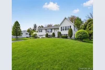 1 Pommel Drive, Newburgh, NY 12550 - Photo 4