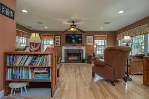 302 Laurel Rd, Pearl River, NY 10965 - Photo 6
