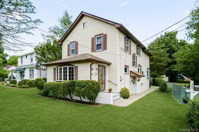 24 Lincoln Street, Sloatsburg, NY 10974 - Photo 2