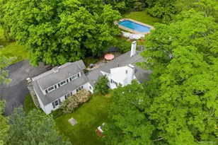 36 Granite Springs Rd, Granite Springs, NY 10527 - Photo 4