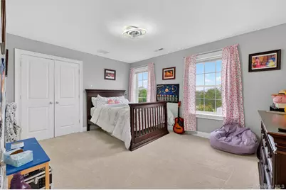 153 Stratford Drive, Poughkeepsie, NY 12603 - Photo 18