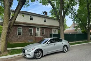 242-19 83rd Ave, Bellerose, NY 11426 - Photo 4
