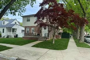 242-19 83rd Ave, Bellerose, NY 11426 - Photo 2