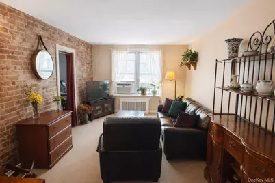 8325 98th Street #5P, Woodhaven, NY 11421 - Photo 2