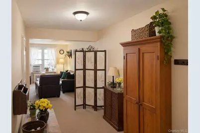 8325 98th Street #5P, Woodhaven, NY 11421 - Photo 4