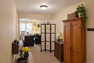 83-25 98th St, Woodhaven, NY 11421 - Photo 4