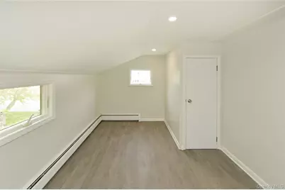 7 Pioneer Avenue, Suffern, NY 10901 - Photo 18