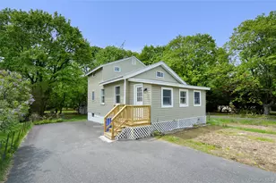 7 Pioneer Ave, Suffern, NY 10901 - Photo 2