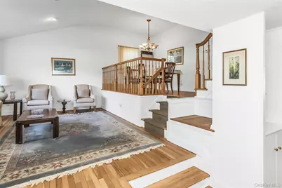 17 Fresno Drive, Plainview, NY 11803 - Photo 2